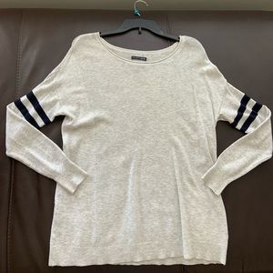 American eagle grey sweater